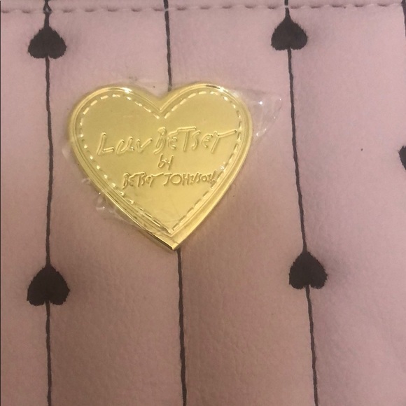 Betsey Johnson crossbody - Picture 4 of 5